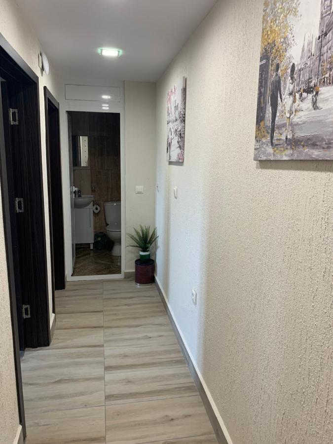 Apartment Zdravets 2, In The Heart Of The Old City Veliko Tărnovo Exteriör bild
