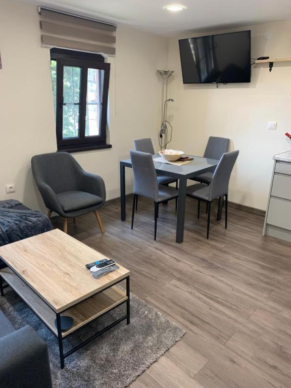 Apartment Zdravets 2, In The Heart Of The Old City Veliko Tărnovo Exteriör bild